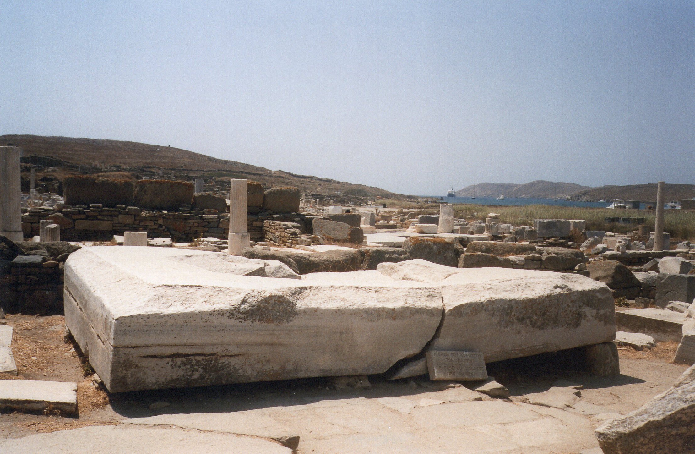 Delos, statua Apollo