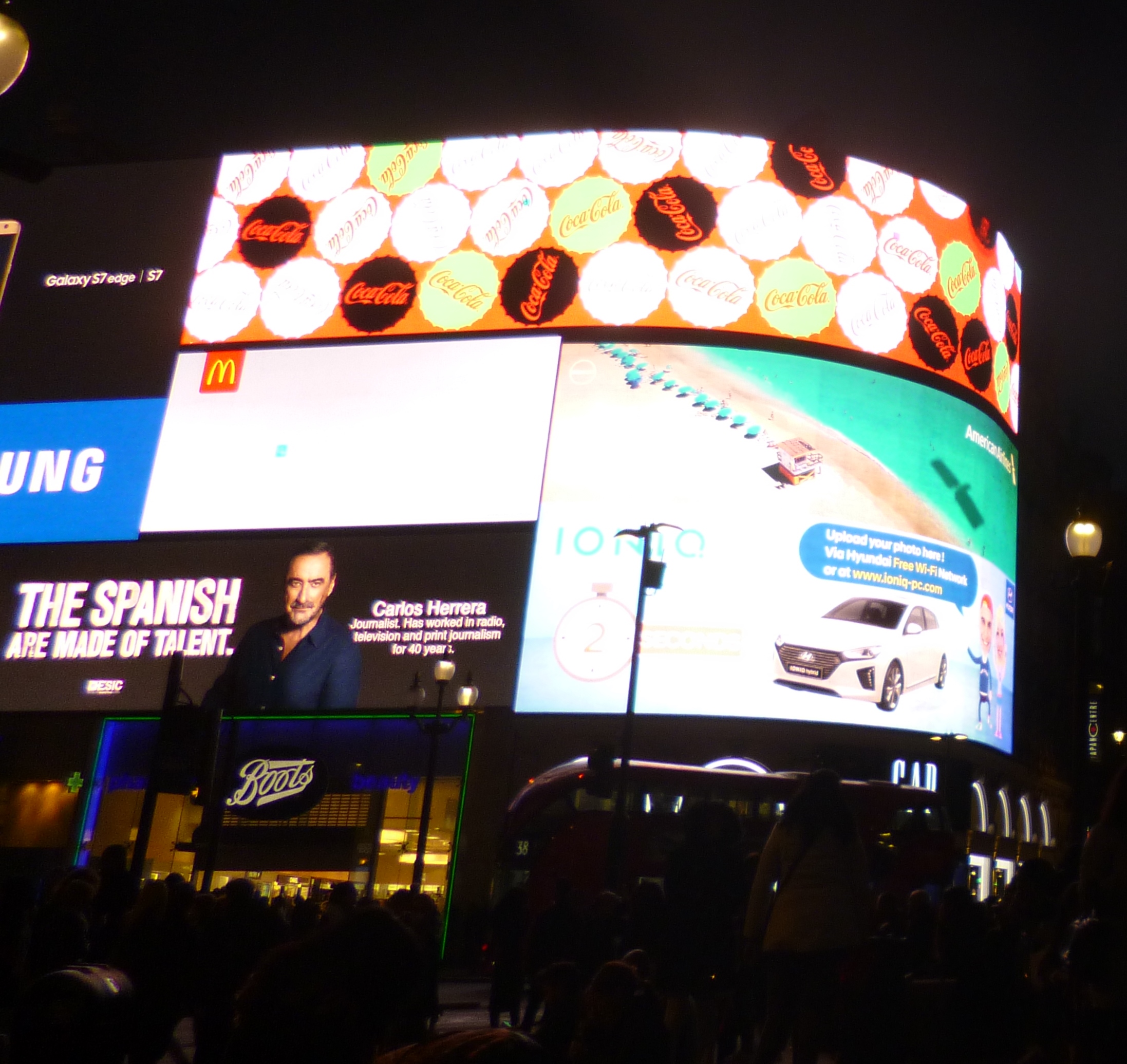 Piccadilly Circus