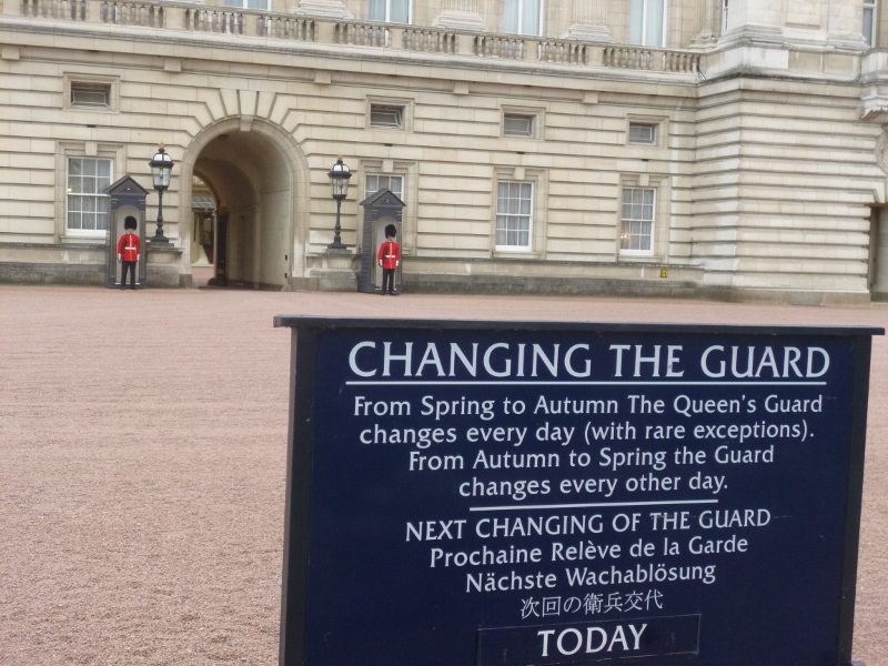 Buckingham Palace, the Queen's guards